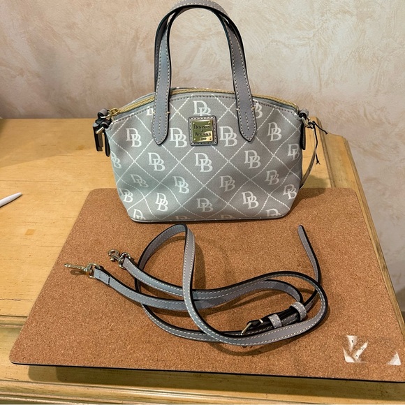 Dooney& Bourke signature gray and white quilted handbag Ruby Style 799344784928 - Picture 8 of 16